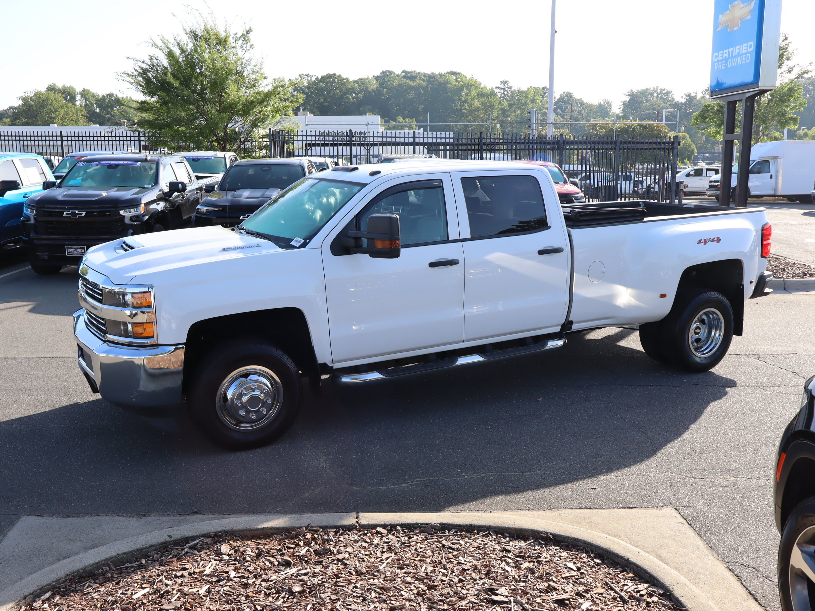 Used 2018 Chevrolet Silverado 3500 W/T w/ WT Fleet Convenience Package AWD/4WD image 8
