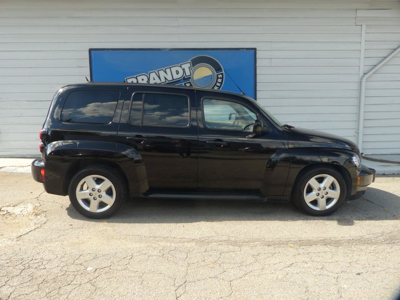 Used 2009 Chevrolet HHR LT FWD image 28