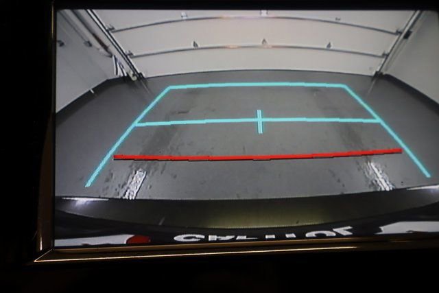 Used 2018 Toyota Camry LE image 25