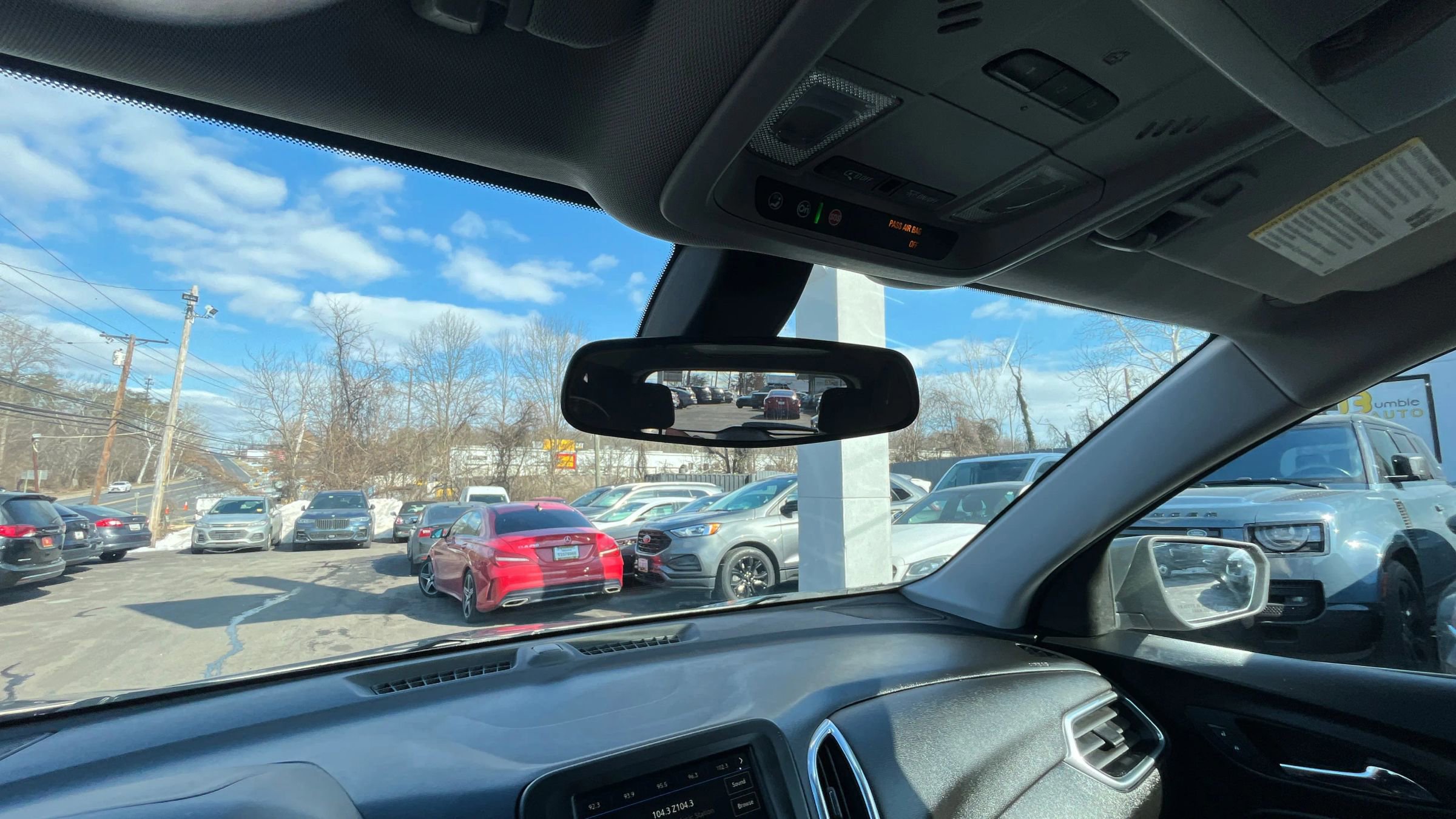 Used 2019 Chevrolet Equinox LT FWD image 18