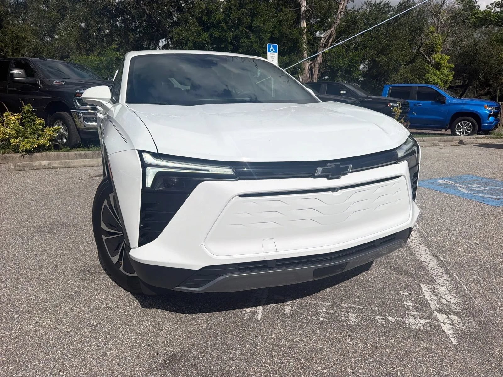 Used 2025 Chevrolet Blazer EV LT AWD/4WD image 5