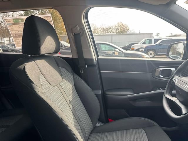 New 2026 Kia Sorento LX FWD image 14