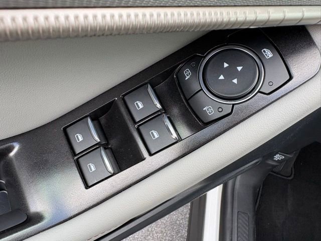 New 2026 Ford Explorer Active RWD image 11