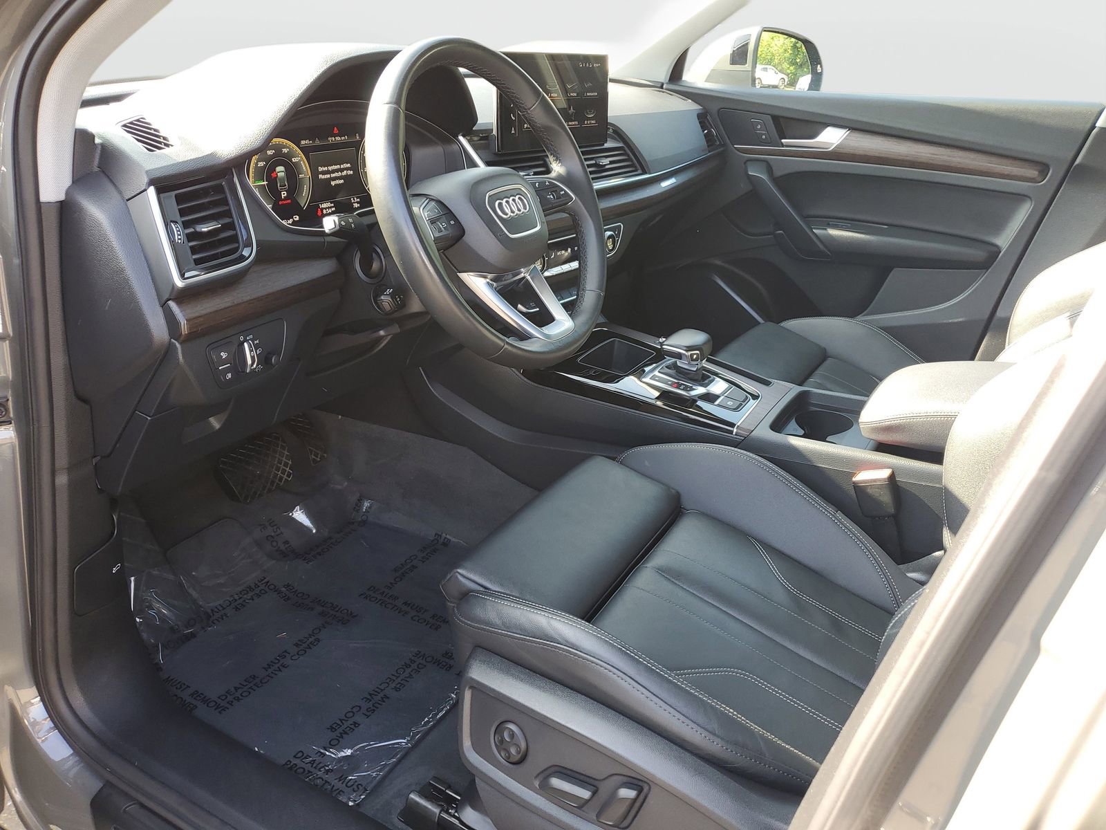 Used 2023 Audi Q5 e Premium w/ Convenience Package image 20