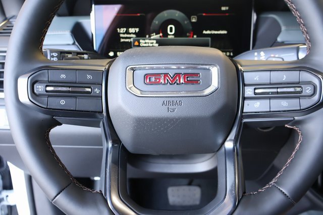 New 2025 GMC Acadia AT4 w/ Luxury Package image 24