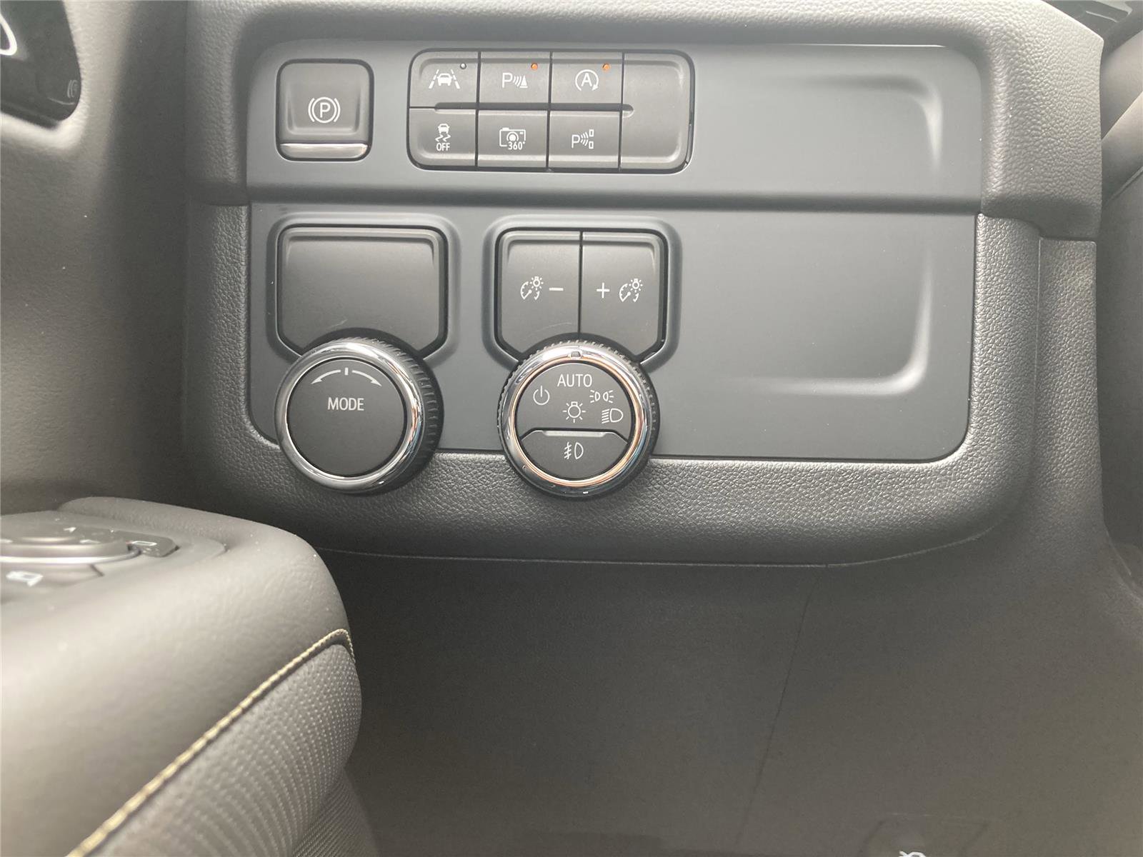 New 2026 Chevrolet Tahoe Premier image 18