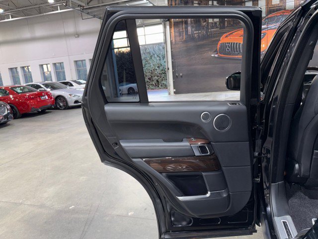 Used 2014 Land Rover Range Rover Autobiography image 55