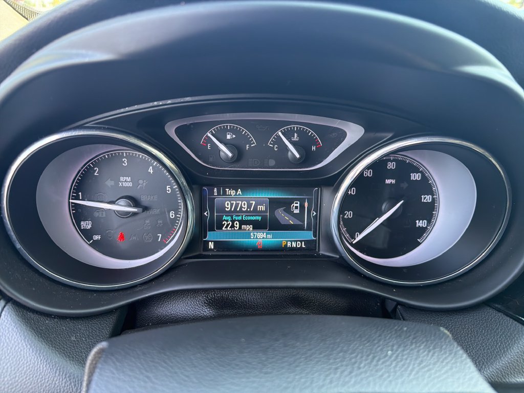 Used 2020 Buick Envision Essence AWD/4WD image 19
