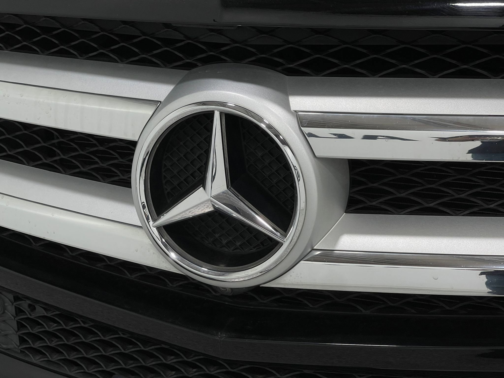Used 2016 Mercedes-Benz GL 450 4MATIC w/ Premium I Package image 41