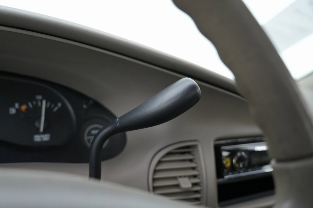 Used 1998 Buick Century Custom image 44