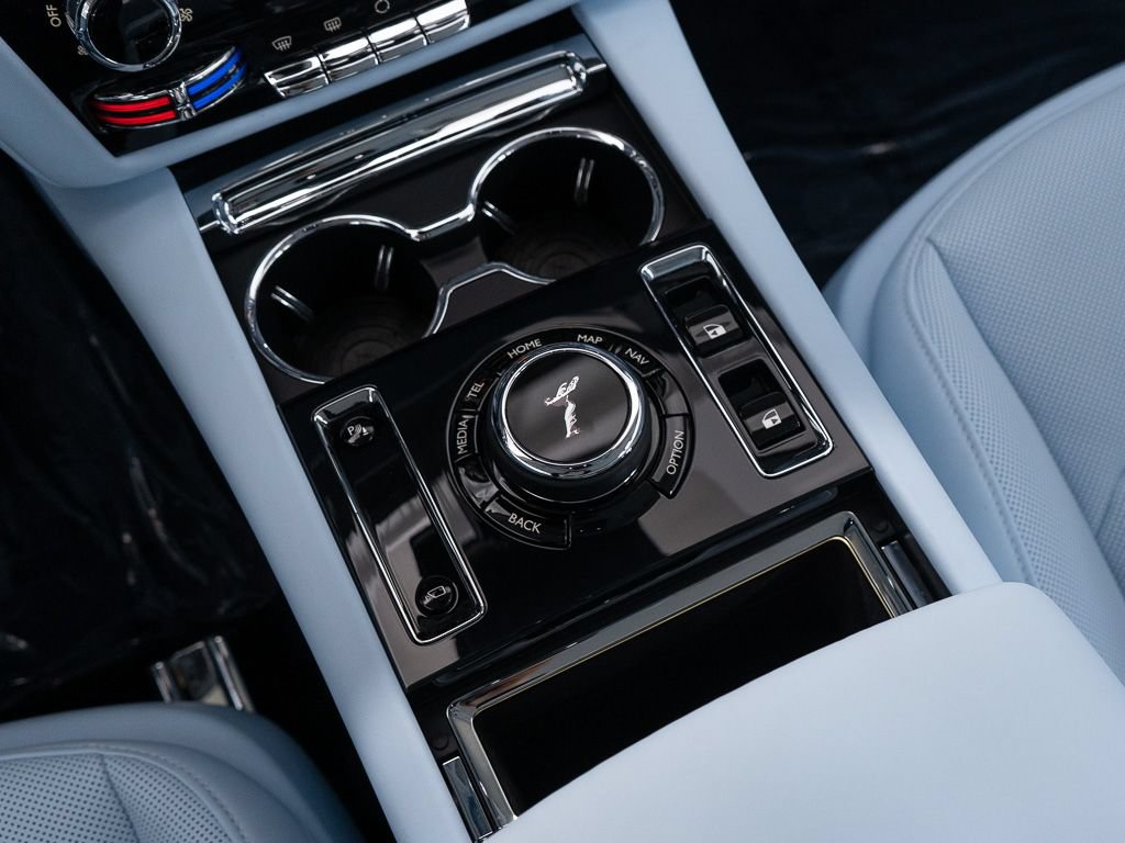 Certified 2024 Rolls-Royce Spectre w/ Spectre Launch Package AWD/4WD image 30