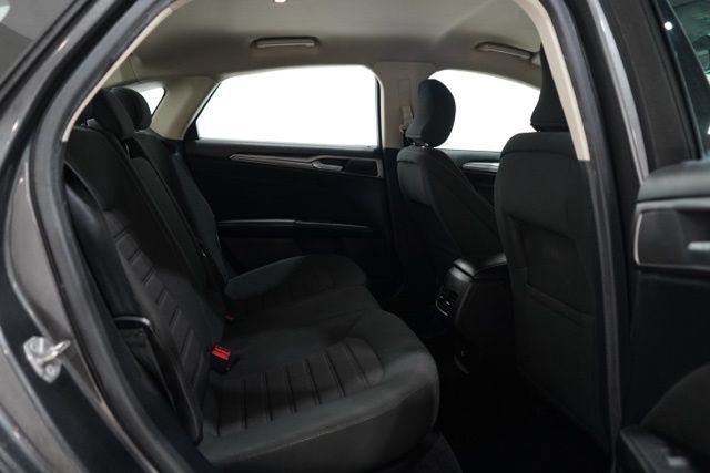 Used 2019 Ford Fusion SE image 30