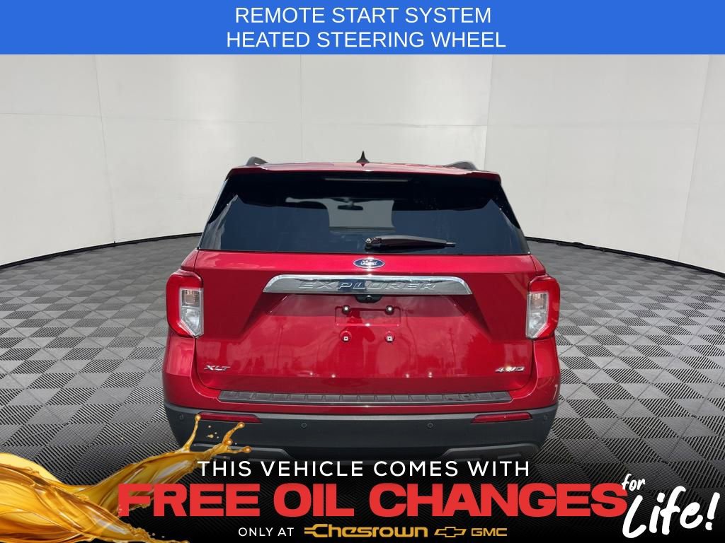 Used 2022 Ford Explorer XLT w/ Equipment Group 202A image 7