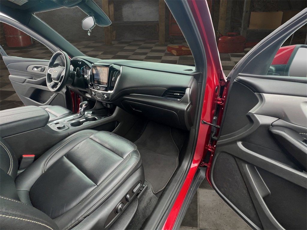 Certified 2023 Chevrolet Traverse LT image 17