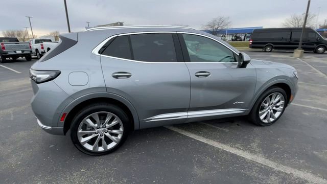 Used 2023 Buick Envision Avenir image 2