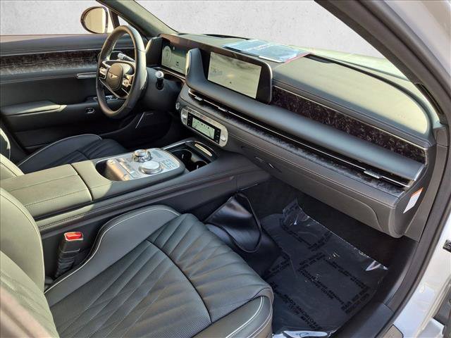Used 2025 Genesis G90 3.5T AWD/4WD image 24