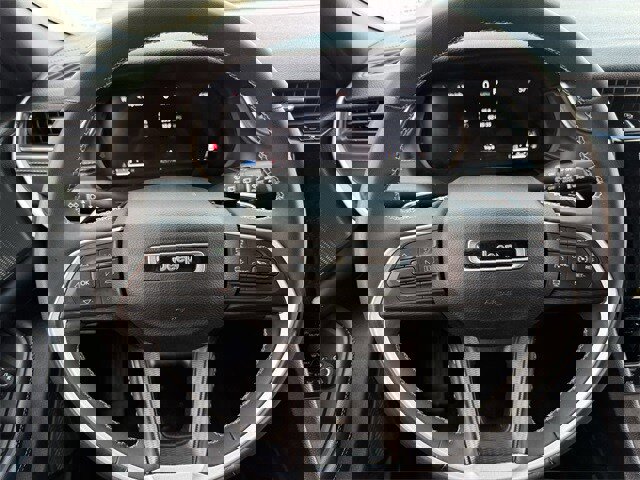 Used 2024 Jeep Grand Cherokee L Altitude image 12