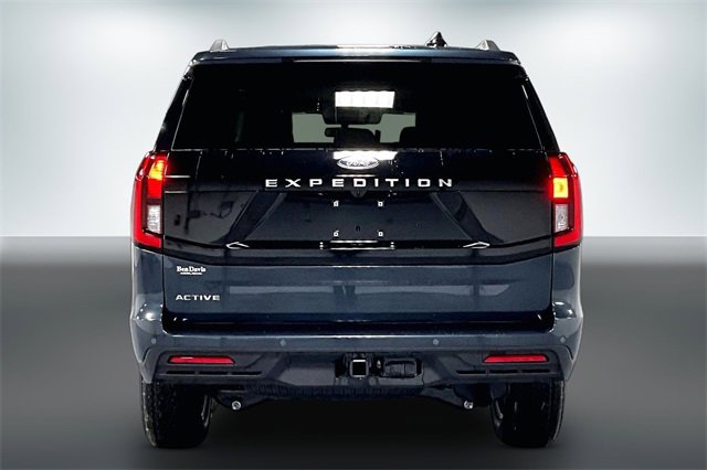 New 2026 Ford Expedition Active image 5