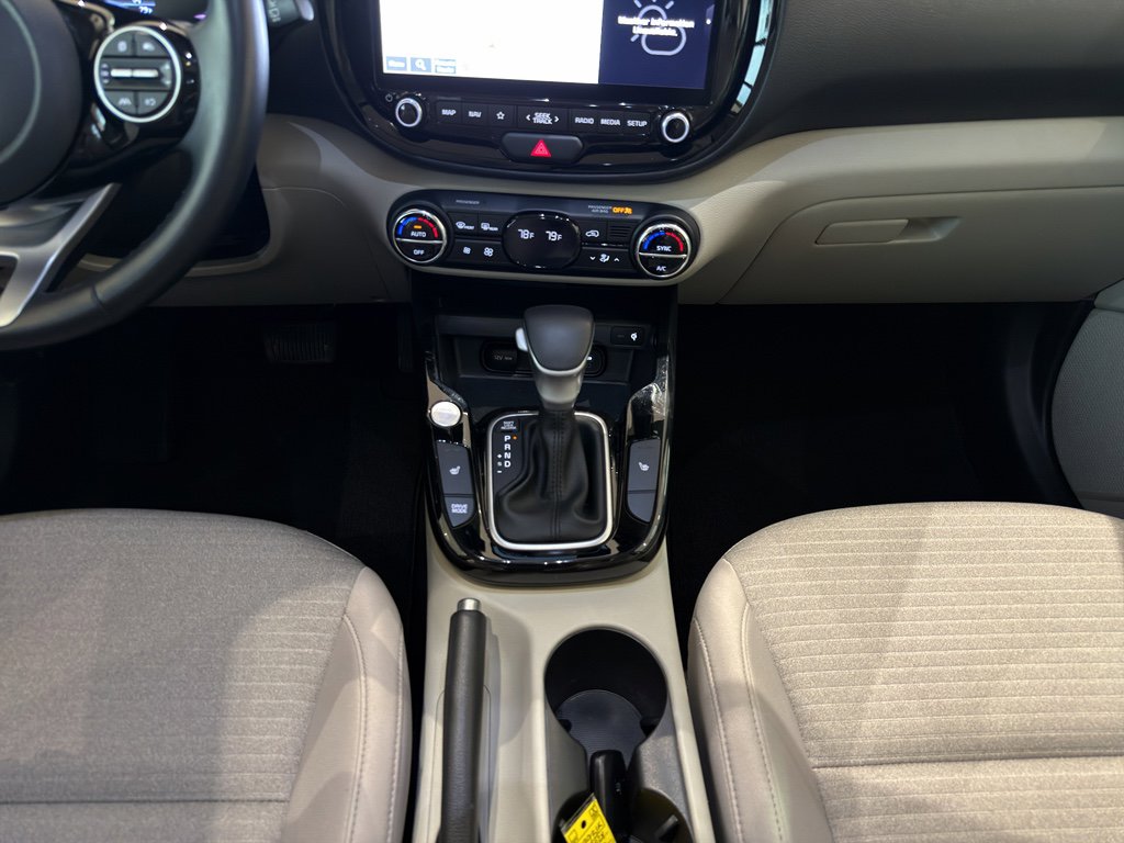 Certified 2024 Kia Soul EX image 19