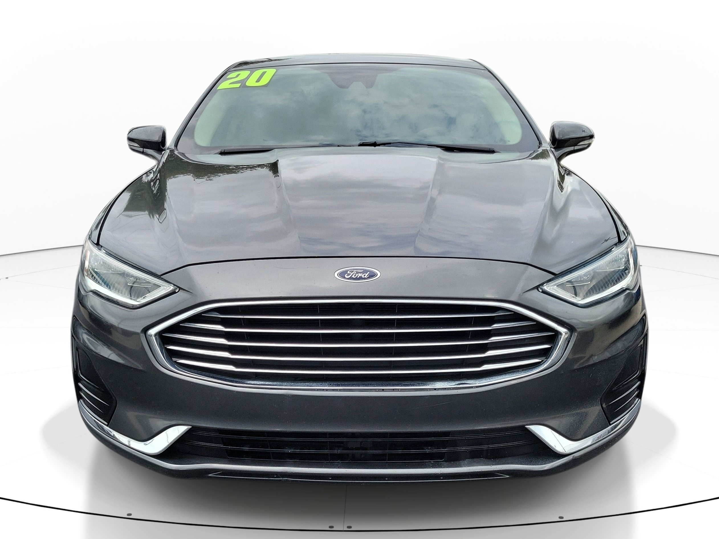 Used 2020 Ford Fusion SEL FWD image 2