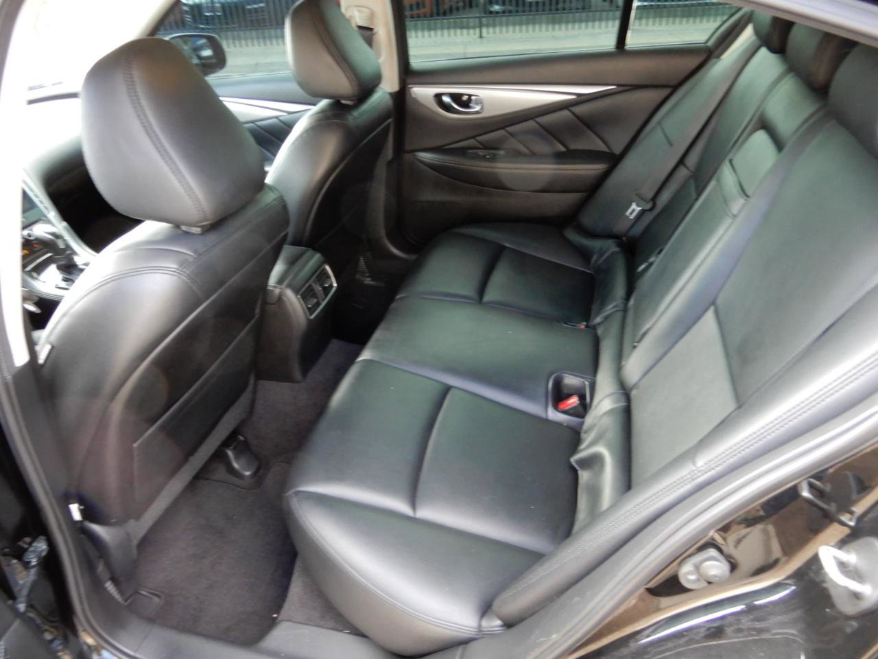 Used 2021 INFINITI Q50 Luxe RWD image 8
