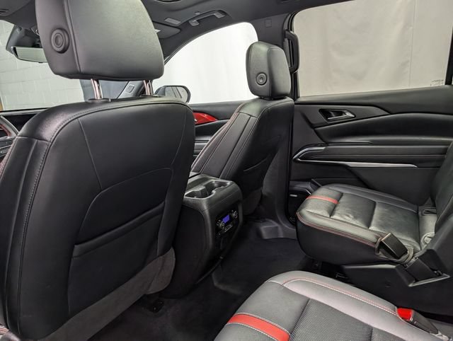 Used 2024 Chevrolet Traverse RS AWD/4WD image 15