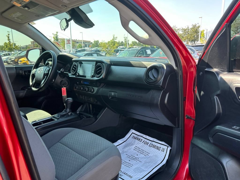 Used 2021 Toyota Tacoma SR AWD/4WD image 12