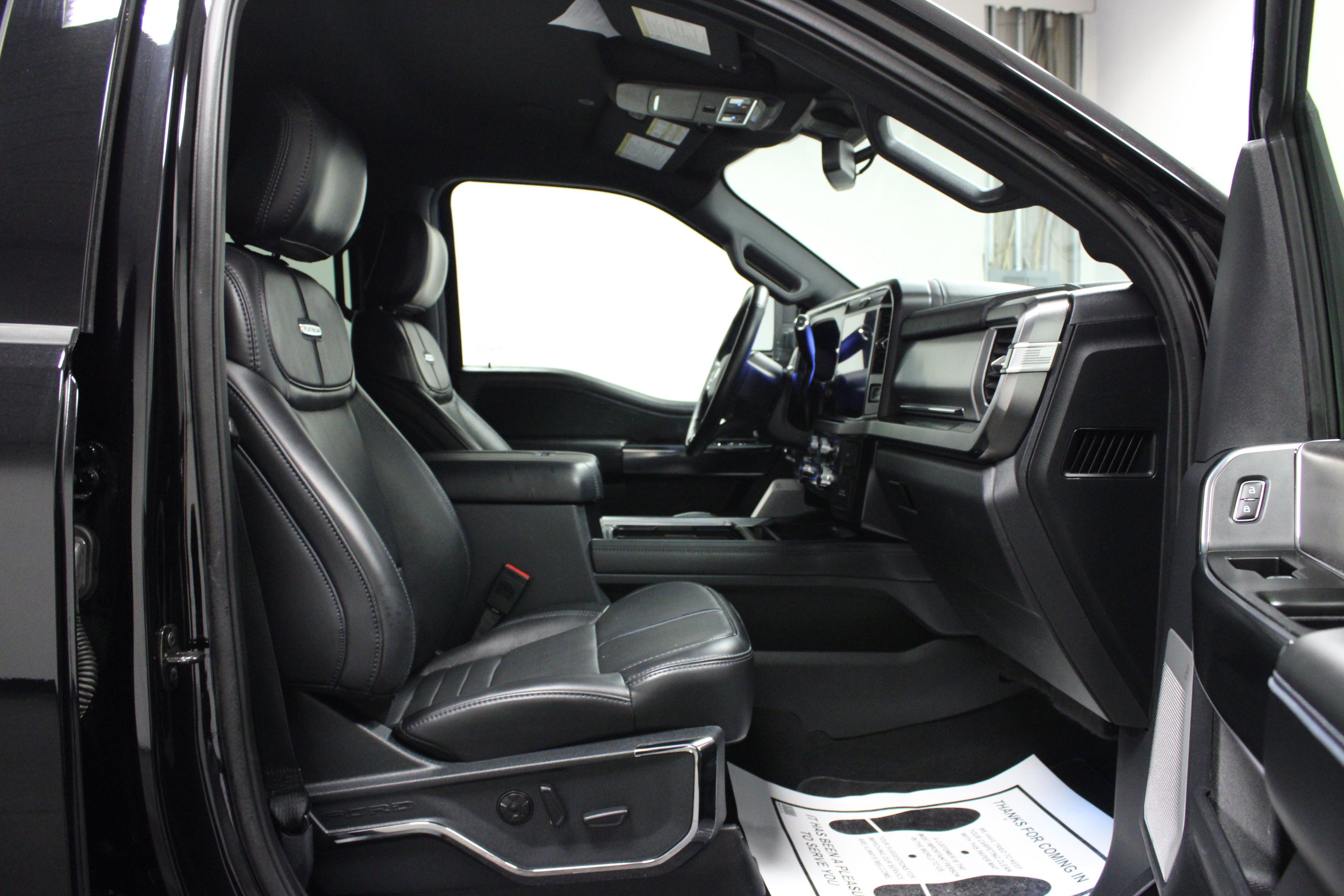 Used 2025 Ford F250 Platinum AWD/4WD image 16