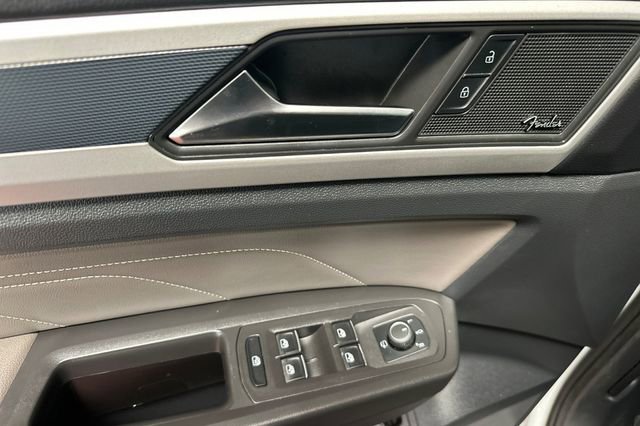 Certified 2023 Volkswagen Atlas SEL Premium image 13