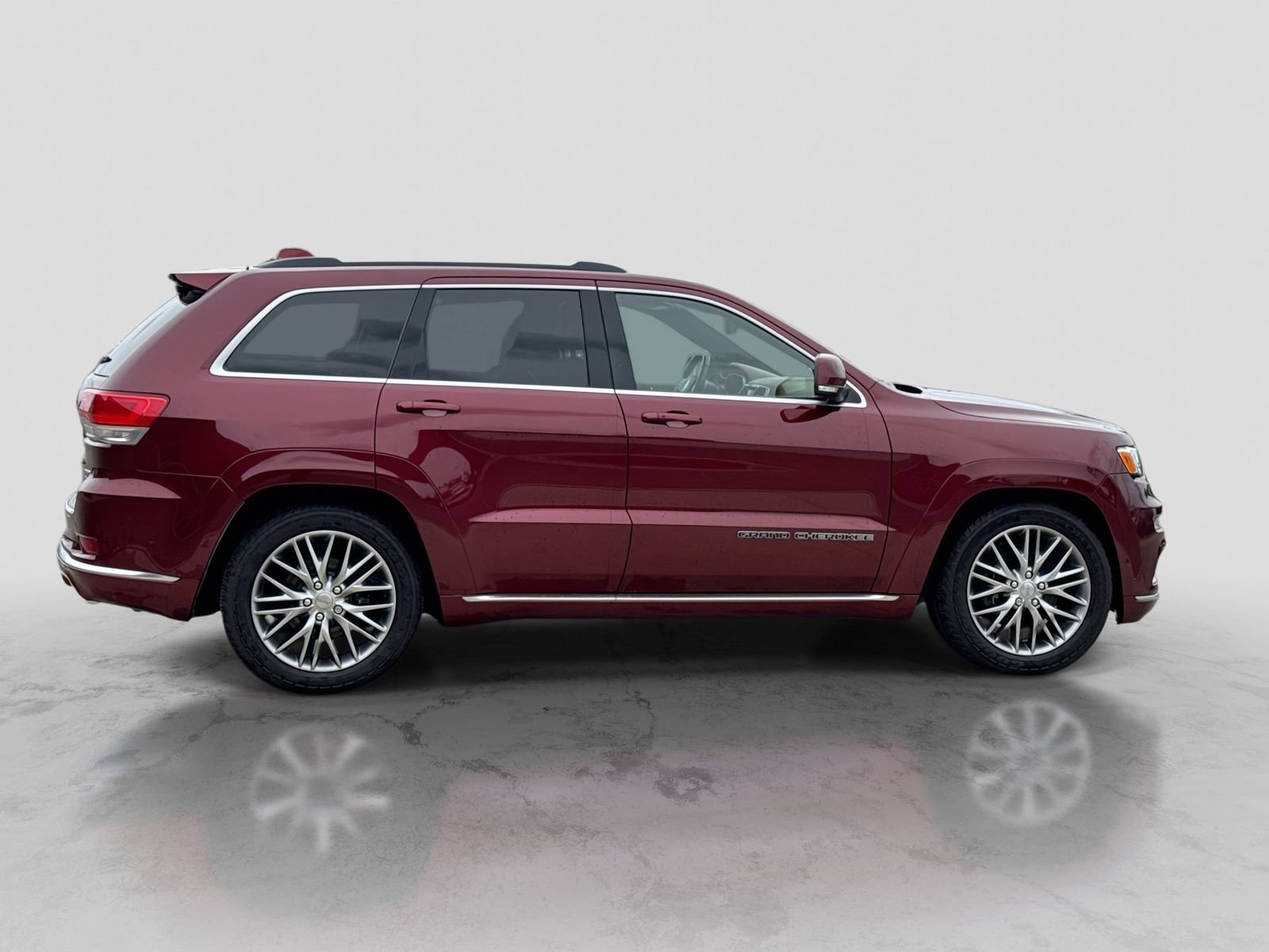 Used 2017 Jeep Grand Cherokee Summit w/ Platinum Series Group AWD/4WD image 9