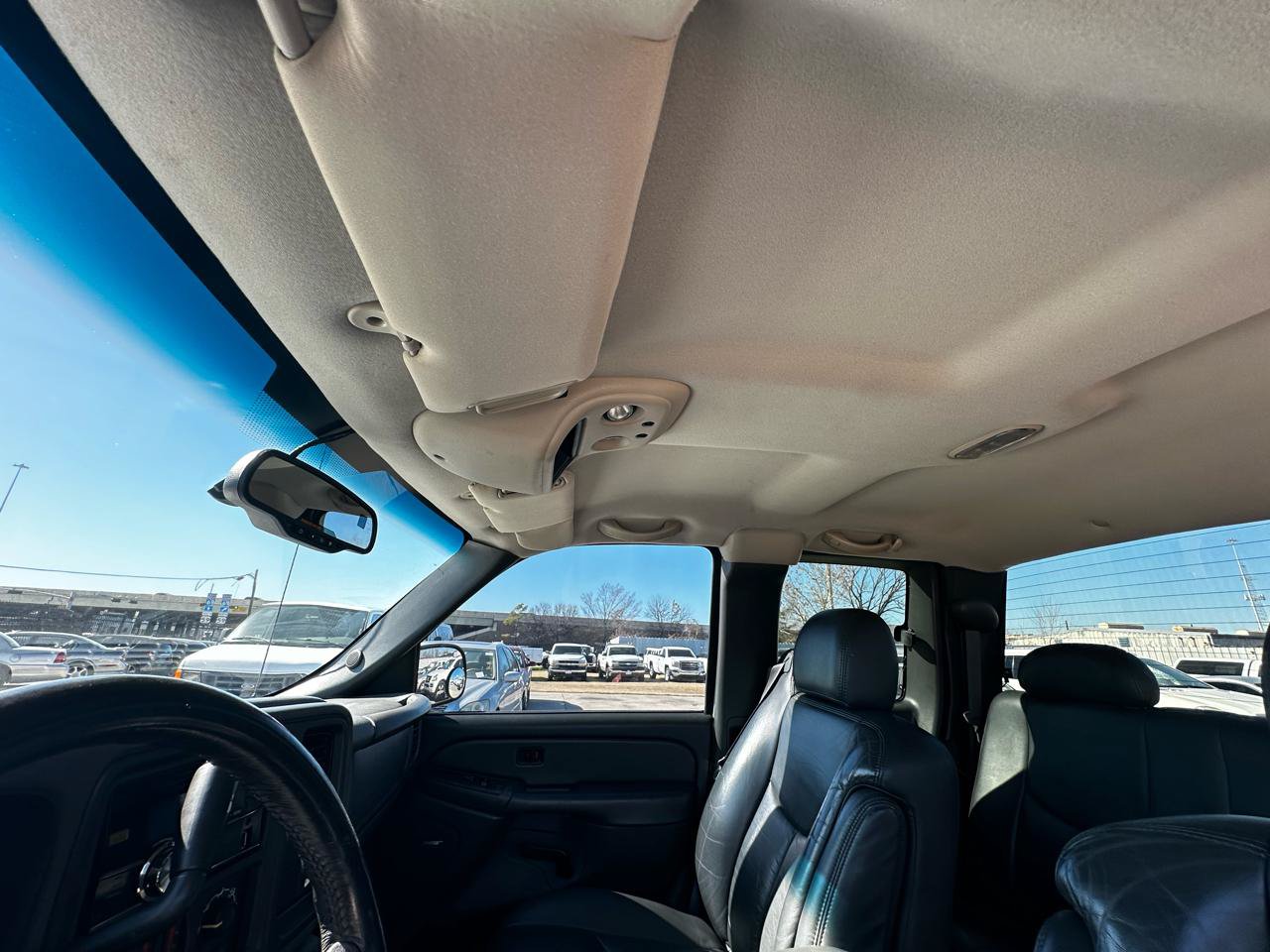 Used 2004 GMC Sierra 1500 SLE w/ Safe And Sound Package RWD image 29
