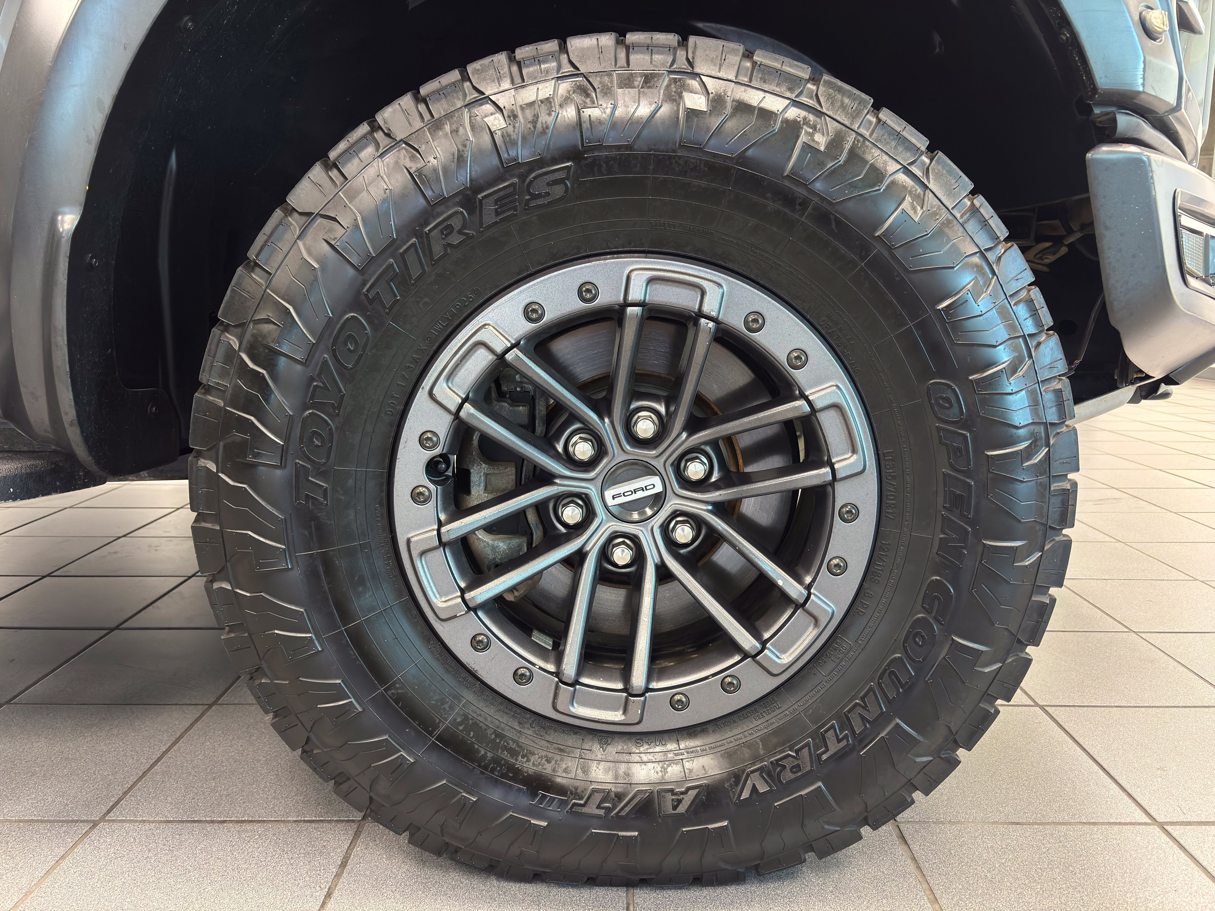Used 2020 Ford F150 Raptor w/ Equipment Group 802A Luxury AWD/4WD image 8