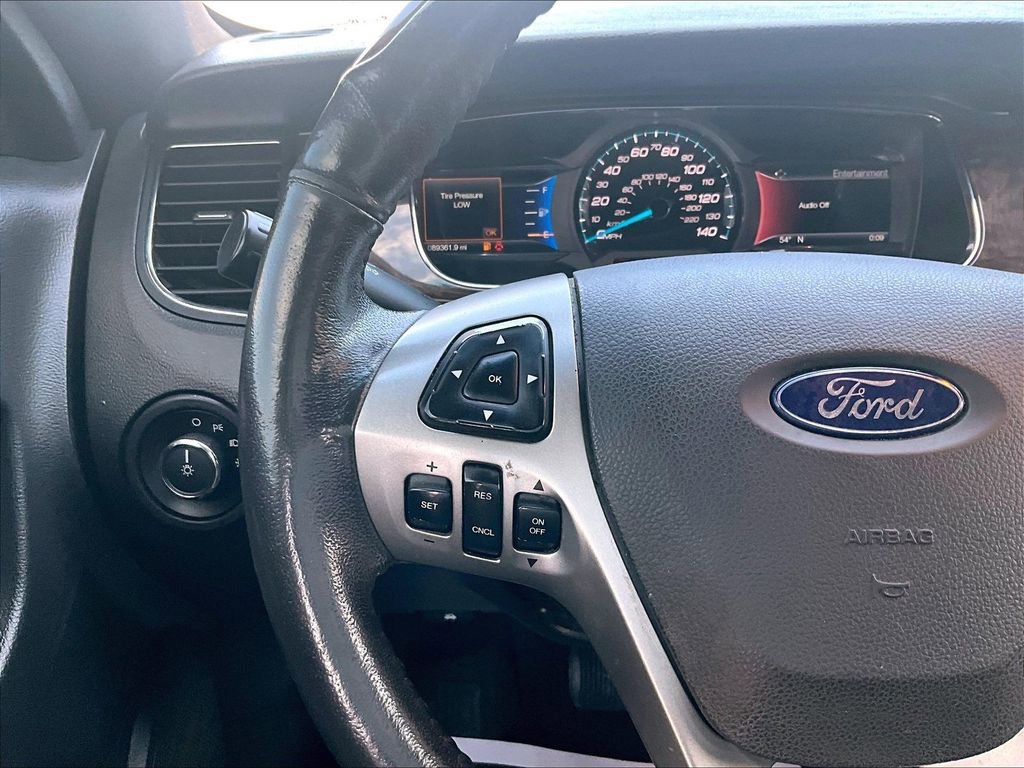 Used 2018 Ford Taurus Limited image 12