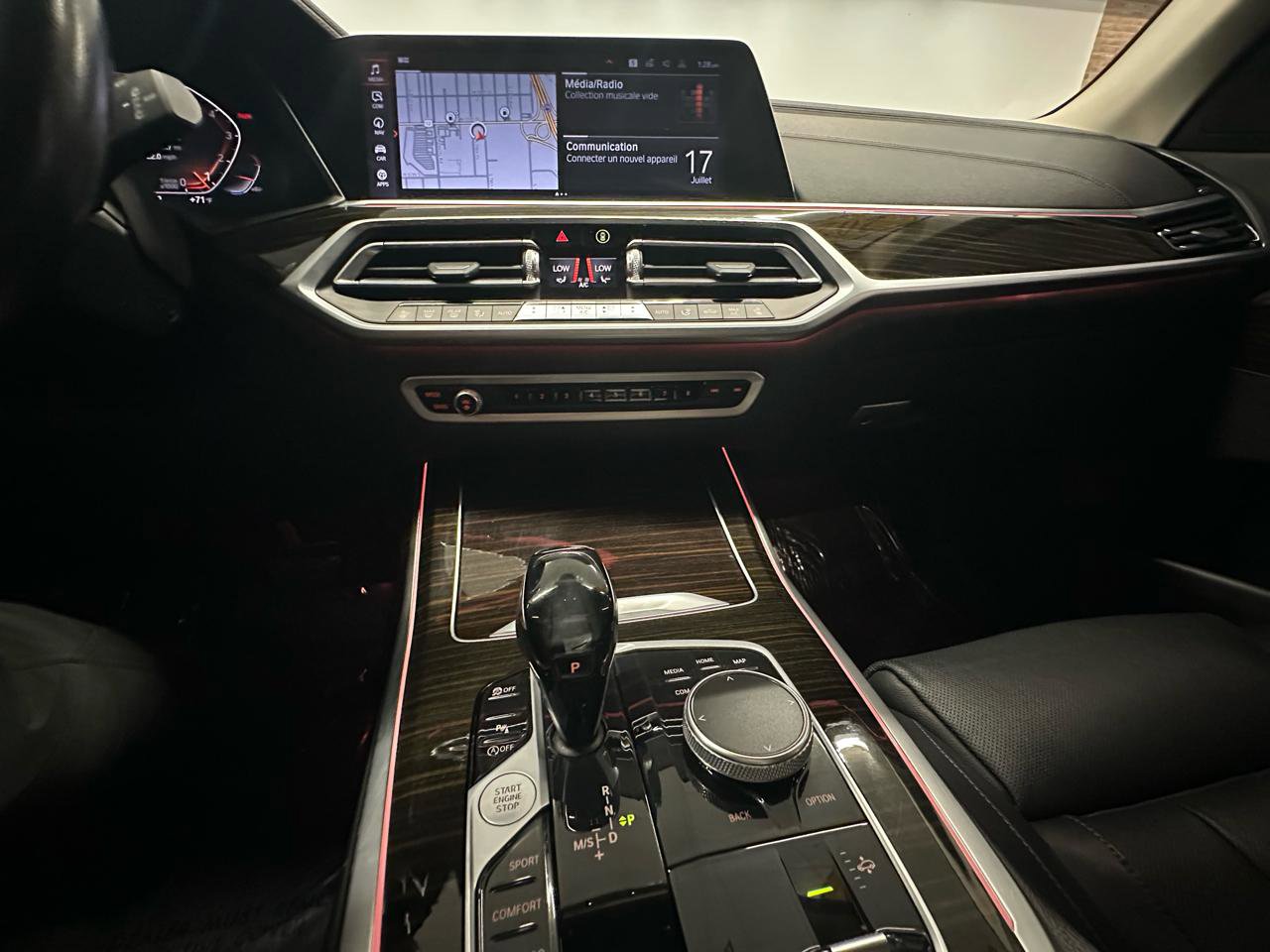 Used 2020 BMW X7 xDrive40i w/ Luxury Seating Package AWD/4WD image 31