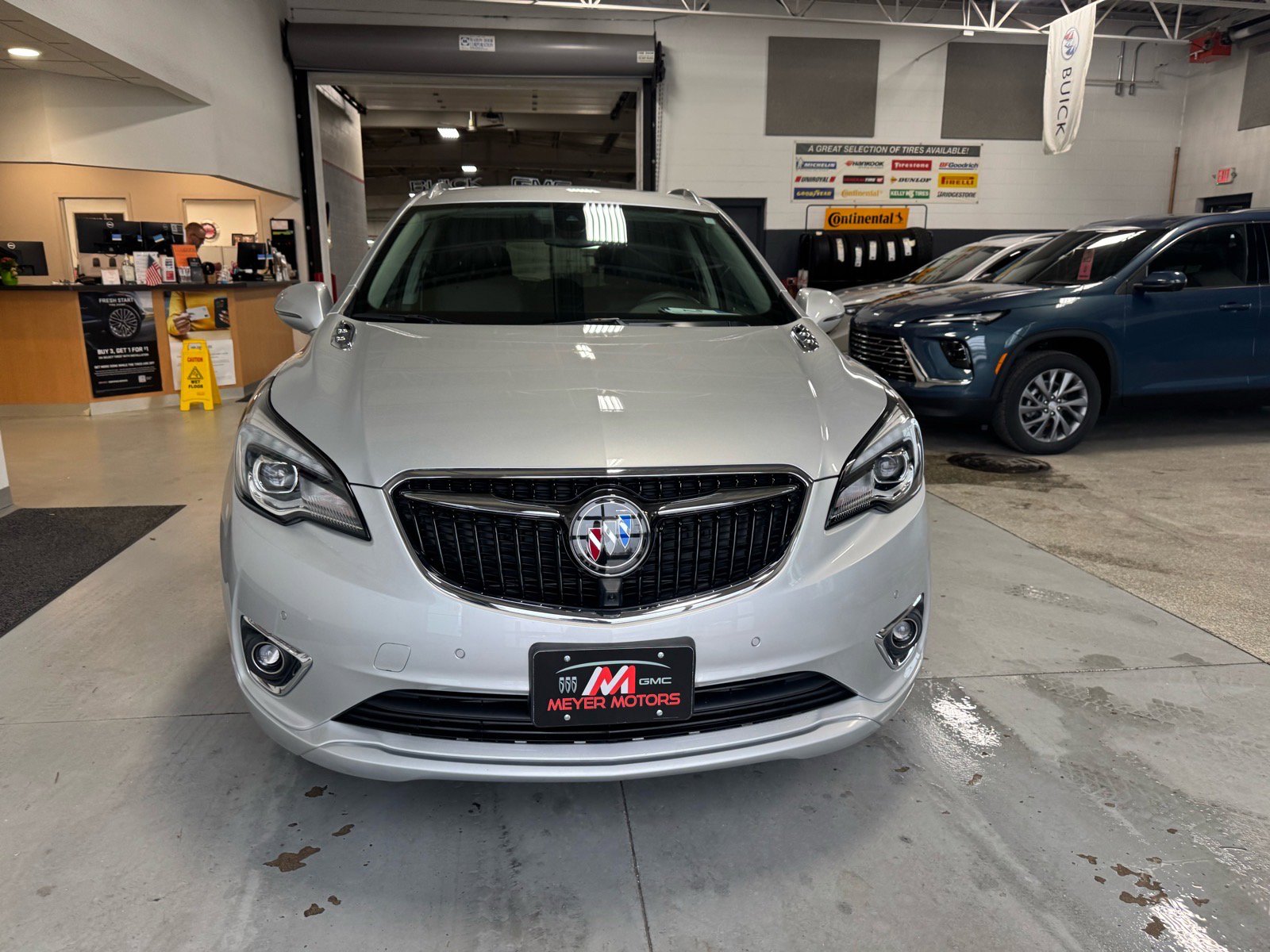 Used 2019 Buick Envision Premium w/ Driver Confidence Package image 2