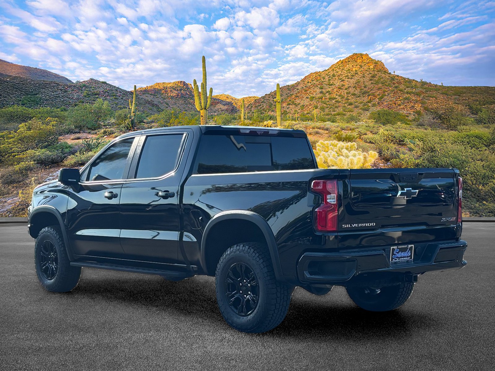 Used 2023 Chevrolet Silverado 1500 ZR2 w/ Technology Package AWD/4WD image 6