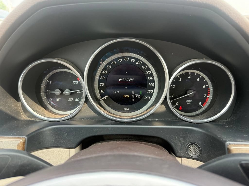 Used 2014 Mercedes-Benz E 350 4MATIC Sedan image 21