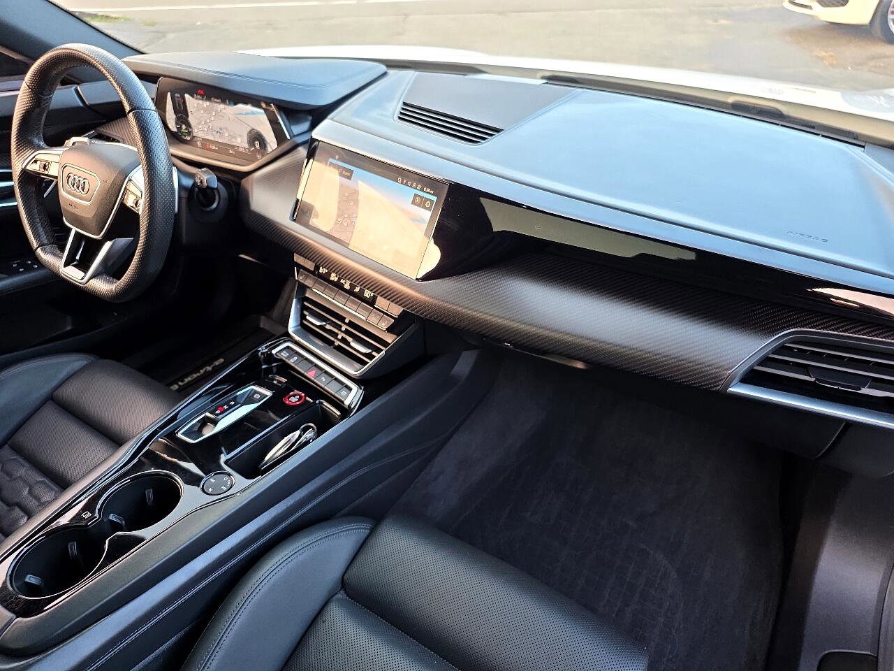 Used 2022 Audi e-tron GT Premium Plus w/ Performance Package image 42