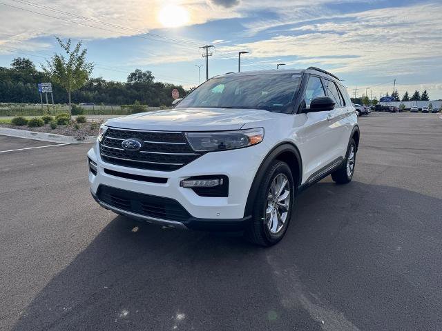 Certified 2023 Ford Explorer XLT w/ Equipment Group 202A image 2