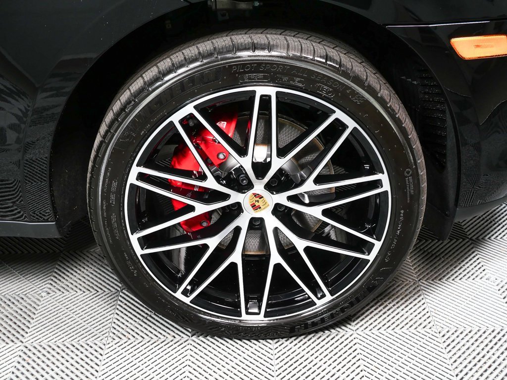 New 2026 Porsche Macan S image 40