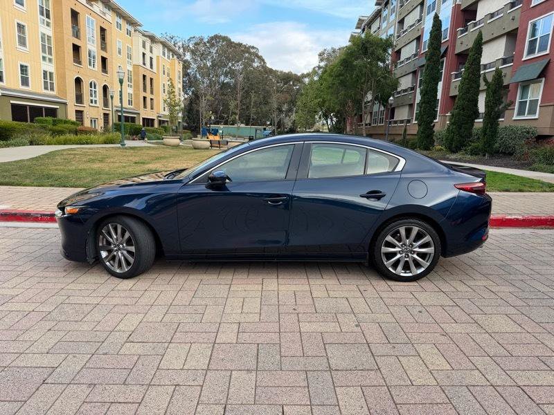 Used 2019 MAZDA MAZDA3 Sedan w/ Select Package FWD image 4