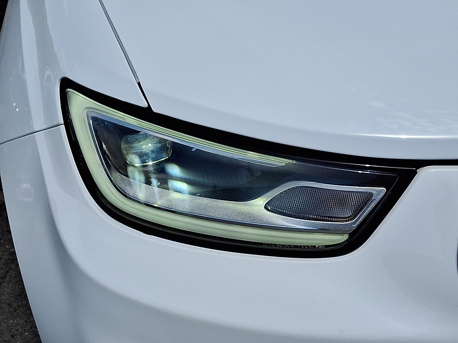Certified 2022 Chrysler Pacifica Touring-L w/ S Appearance Package FWD image 9