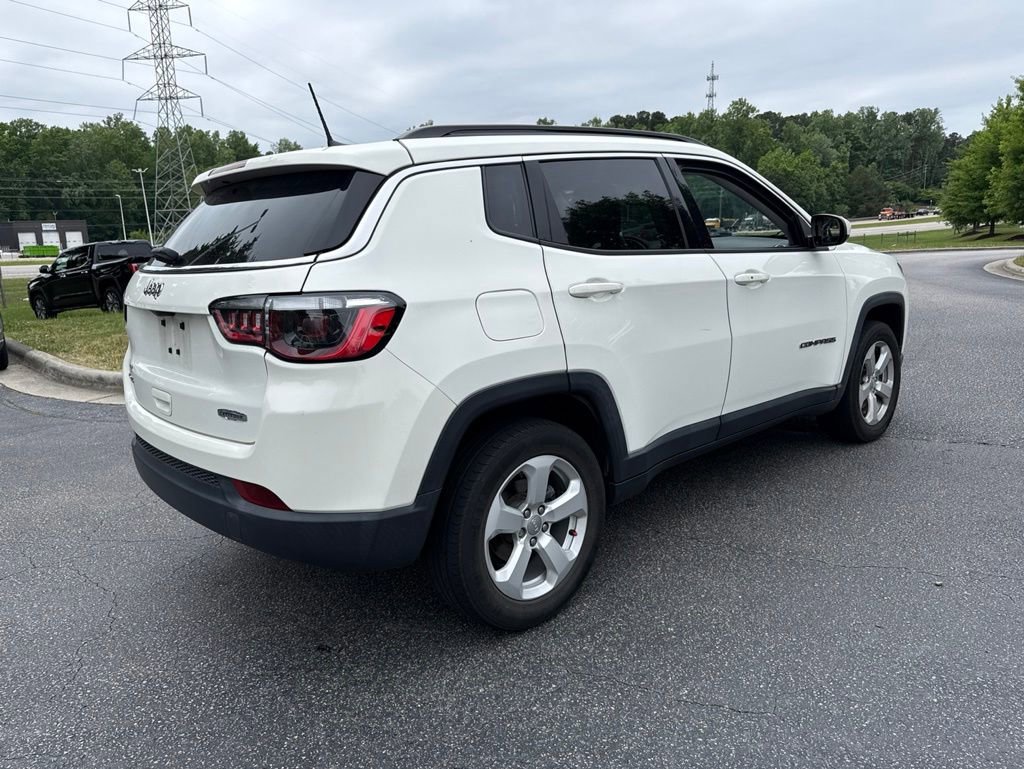 Used 2021 Jeep Compass Latitude w/ Sun and Sound Group AWD/4WD image 5