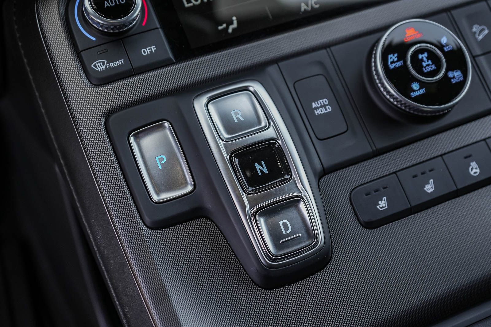 Used 2024 Hyundai Palisade Calligraphy image 21