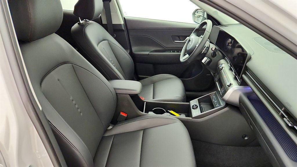 Used 2026 Hyundai Kona Limited FWD image 25