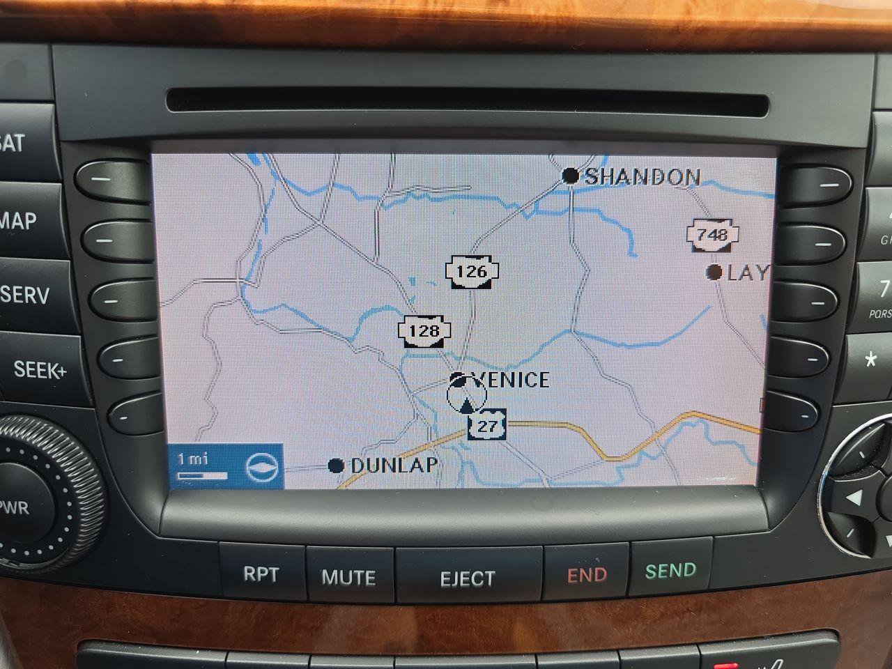 Used 2006 Mercedes-Benz E 350 4MATIC Sedan w/ Premium Pkg image 19