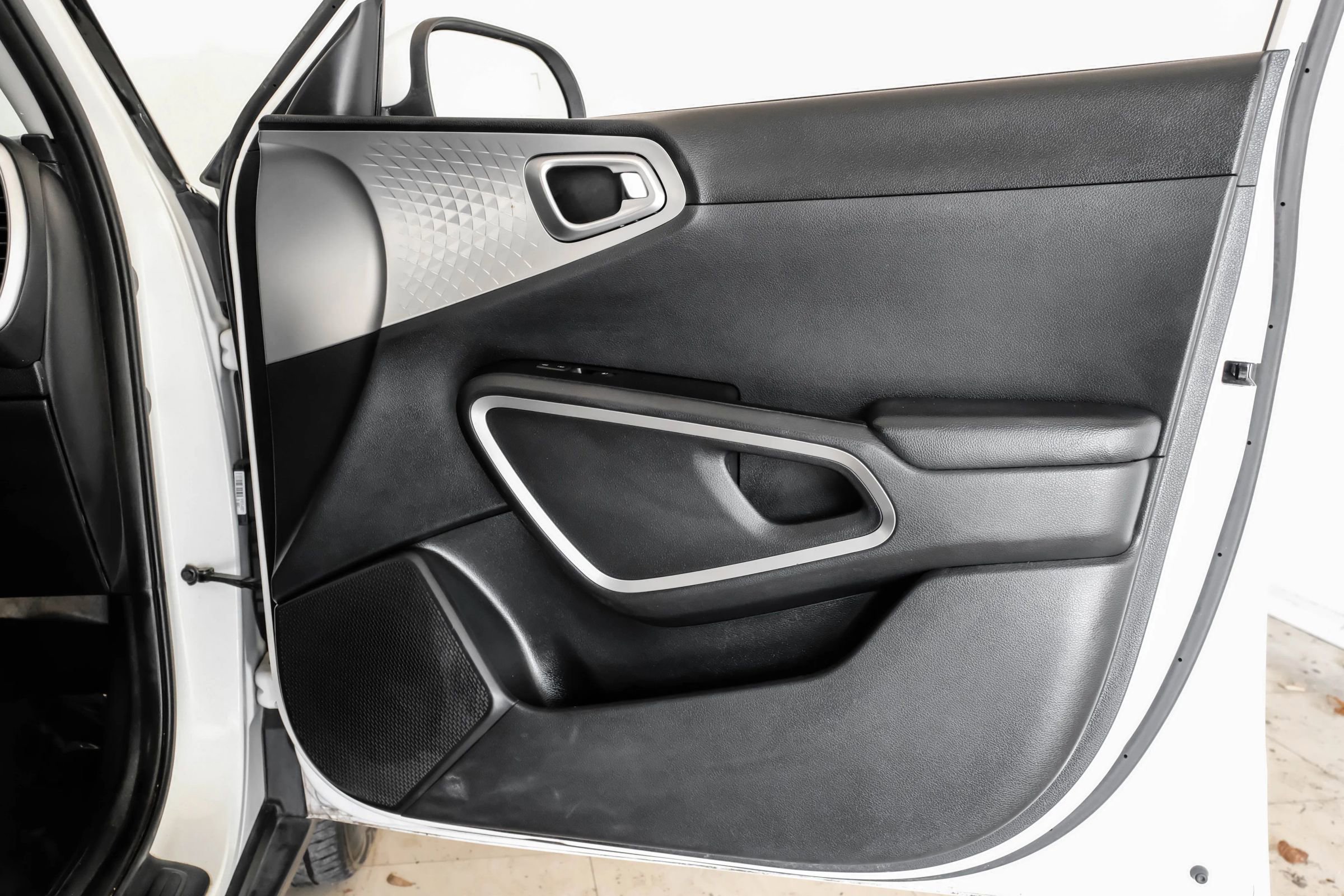 Used 2020 Kia Soul LX image 42