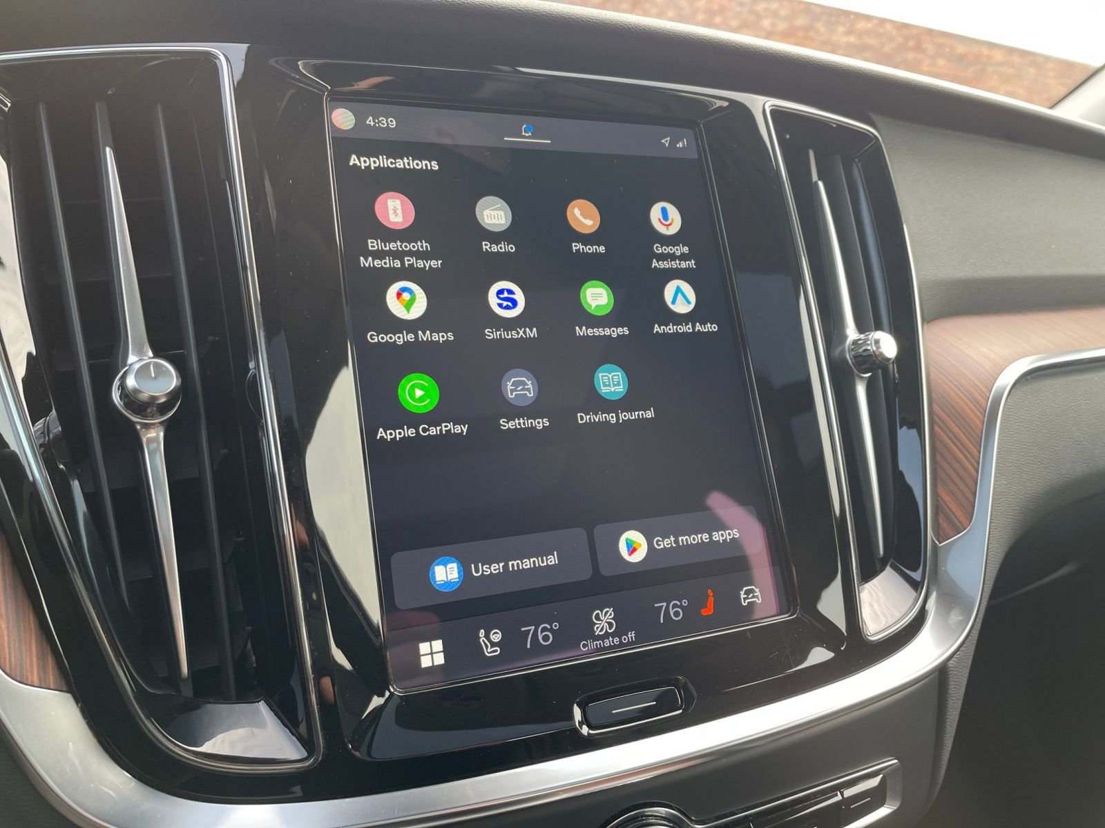 Used 2025 Volvo S60 B5 Plus image 20