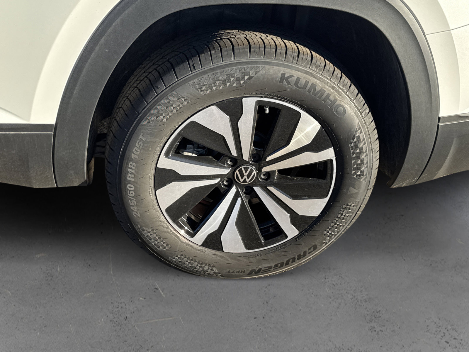 New 2026 Volkswagen Atlas SE image 8