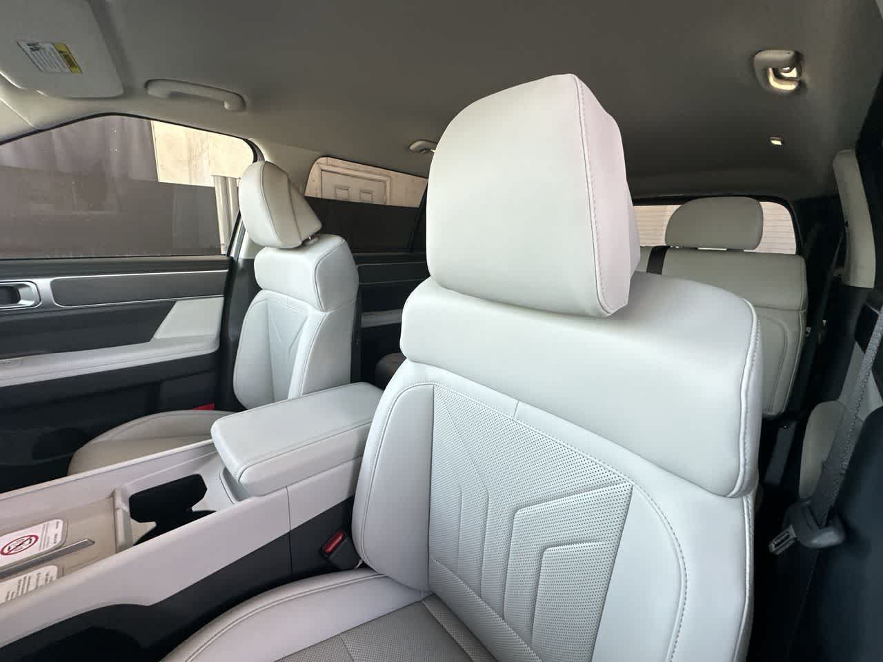 New 2027 Hyundai Santa Fe SEL FWD image 14